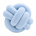 Cuscino decorativo a nodo 30 cm in tessuto effetto peluche azzurro per arredo stile moderno